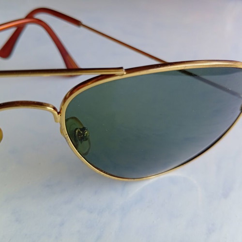 Ray Ban sunglasses used, gold