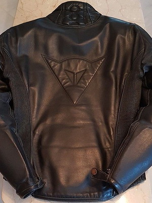 Μπουφάν μοτοσυκλέτας Dainese Flash 2 δερμάτινο μεταχειρισμένο, μέγεθος 46