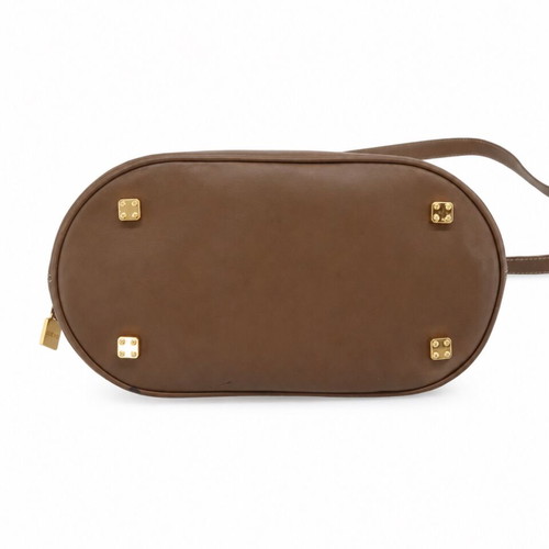 Loewe Vintage Amazona Handbag used, brown leather with shoulder strap