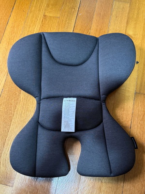 Maxi Cosi child car seat booster cushion like new