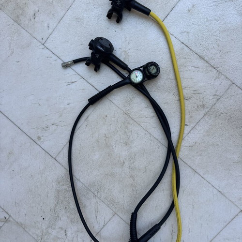 Scubapro MK2 & R295 scuba regulator set with DIN connection