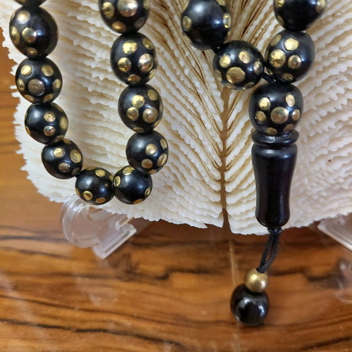 Worry beads with 33 ebony beads and golden copper inlays new