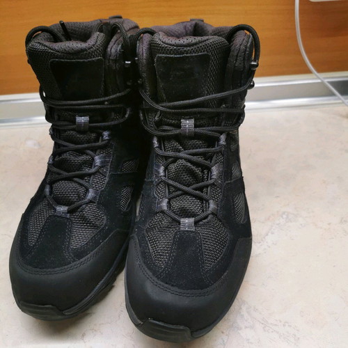 Jack Wolfskin Vojo 3 Texapore boots like new, men's hiking shoes