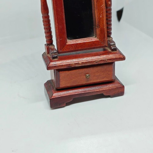 Wooden mirror used with drawer for dollhouse decoration