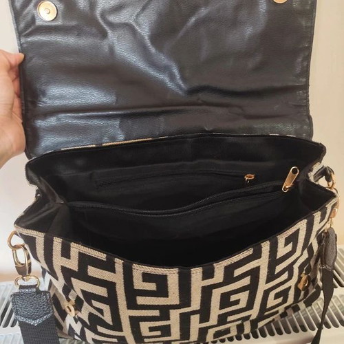 Ari Giorgio crossbody bag with meander pattern, black and beige