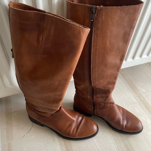 Progetto leather boots tan size 37 like new