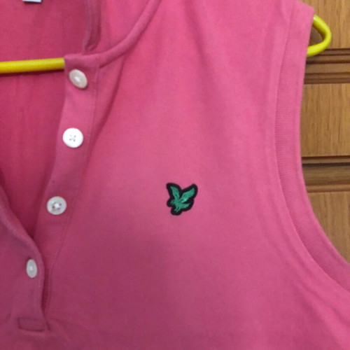 Lyle and Scott T-shirt pink size XL like new