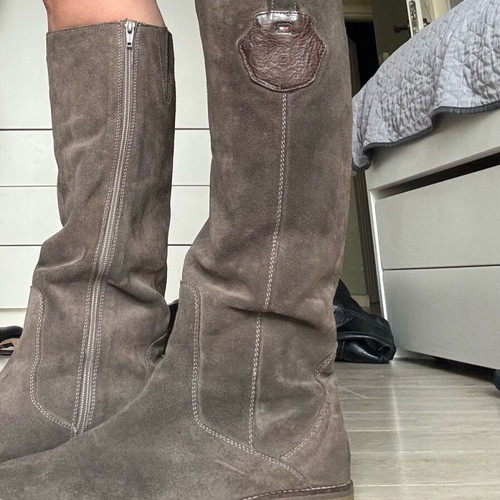 Tommy Hilfiger boots castor color beige used