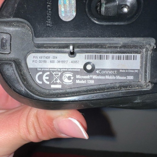 Microsoft wireless mouse model 1359 like new