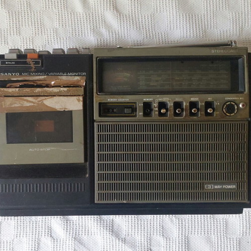 Sanyo M-2480 Vintage Portable Boombox Used