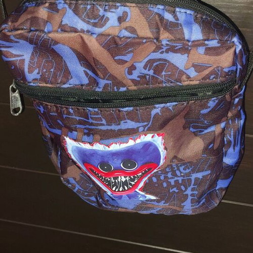 Huggy Wuggy Cross Body Bag like new, kids