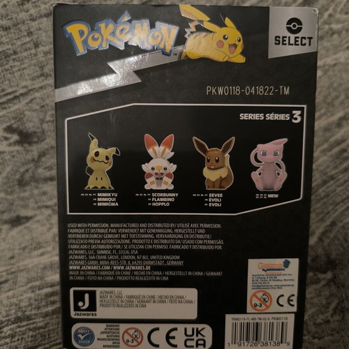 Mew figure collectible like new in box
