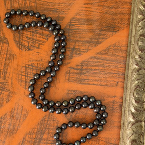 Vintage Italian Long Pearl Necklace like new