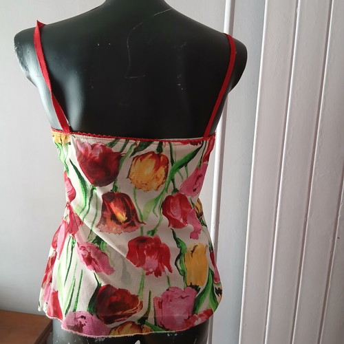 Summer blouse like new with floral design, size S