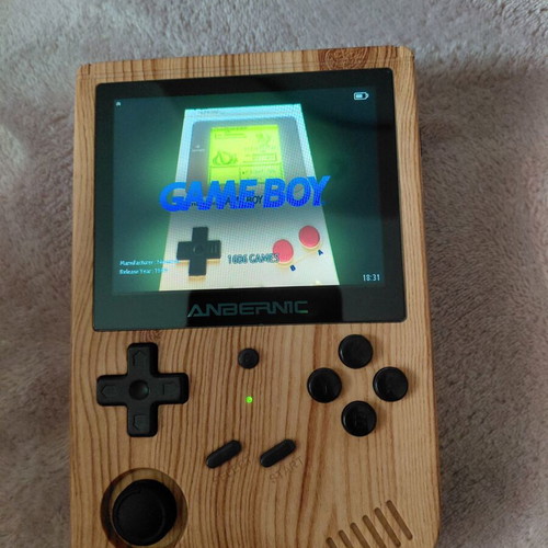Multi Emulator Console like new with 4GB - 320GB storage