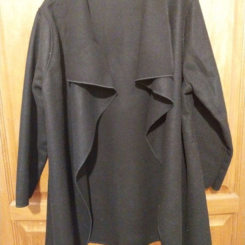 Felt jacket like new, black, oversize, without buttons