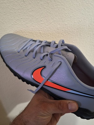 Nike football shoes new, unworn size 44.5