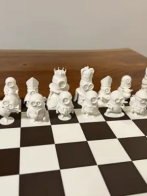 Minions chess set new condition