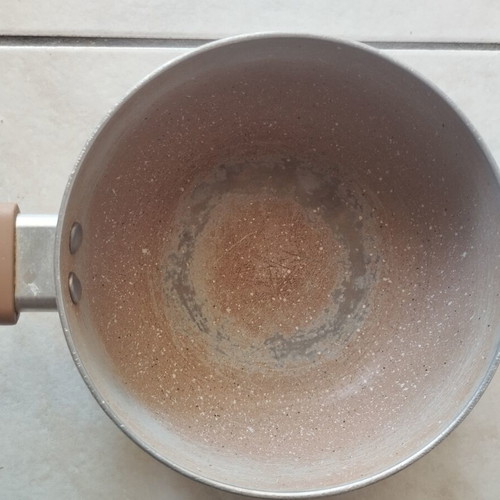 Milk pot 16 cm used with wear