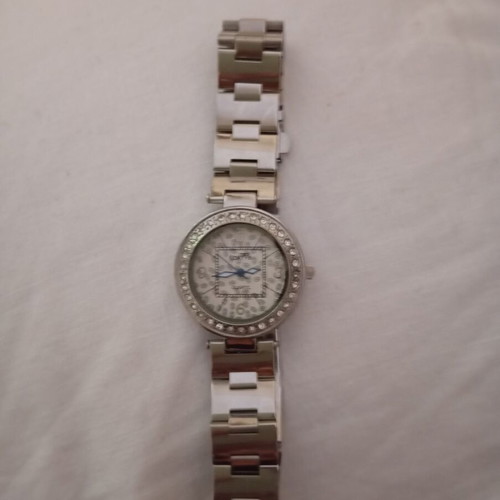Loftys women's watch new, battery needed