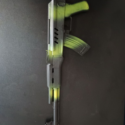 Plastic toy guns used, 2 pieces with accessory