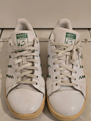 Adidas Stan Smith women's used, size 40 2/3, white sneakers
