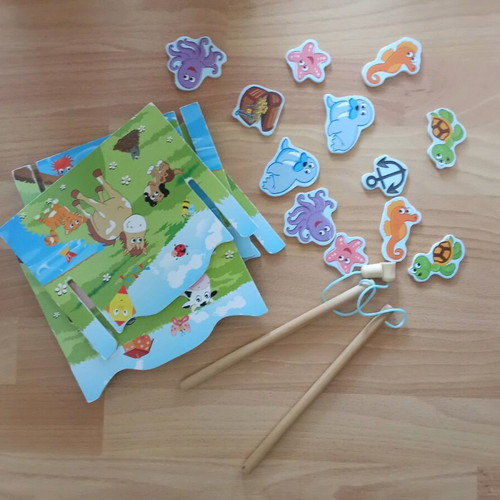 Wooden fishing game for kids used, age 3+