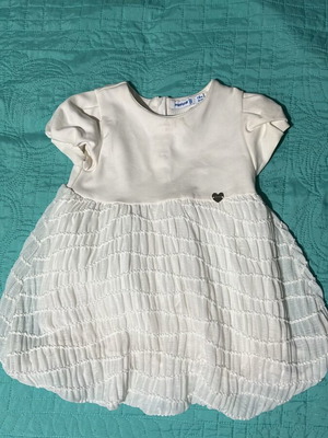 Mayoral dress 18m like new, ivory elegant baby outfit