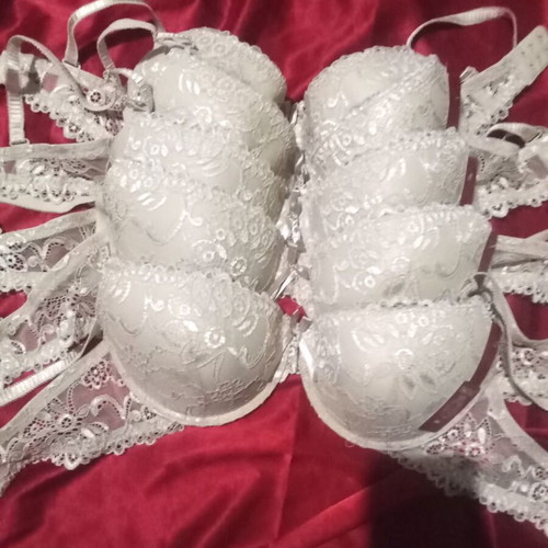 Lace bras new, beige color, sizes 40/90, 38/85, 36/80