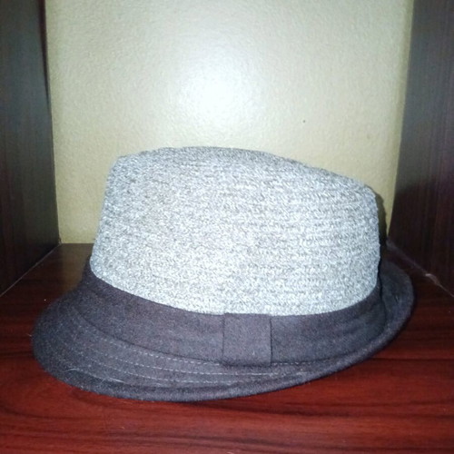 Hat used, size 57, 100% cotton, beige brown