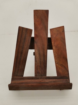 Decorative Plate Stands set of 2 used, large wooden