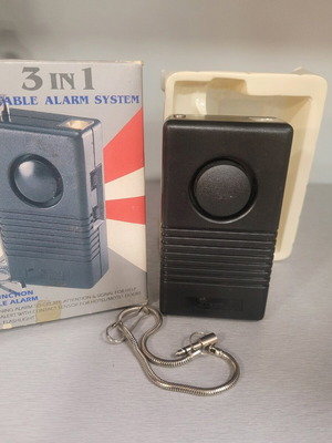 Portable 3-in-1 alarm system with flashlight new