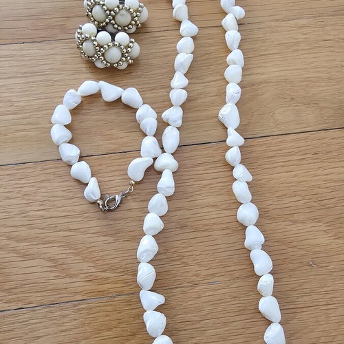 Vintage jewelry set used, ivory color