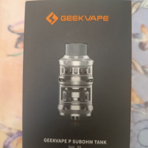 GeekVape P Sub Ohm Tank like new, 5ml capacity