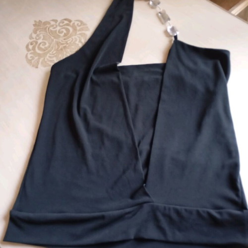 Elastic black strapless blouse with rhinestones like new, size L