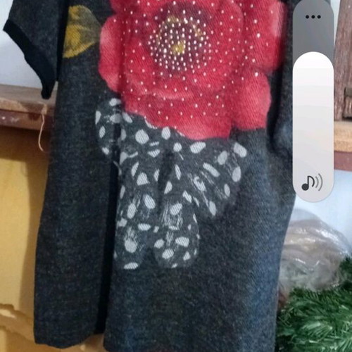 Knitted women's long blouse like new, multicolored