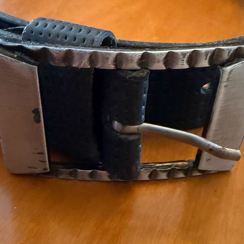Leather Men's Belt with Metal Buckle, Like New, Black, Size 75