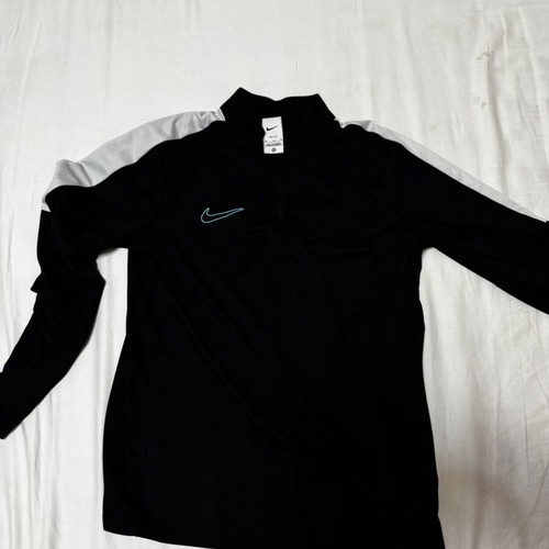 Nike fleece sweatshirt, black, size M