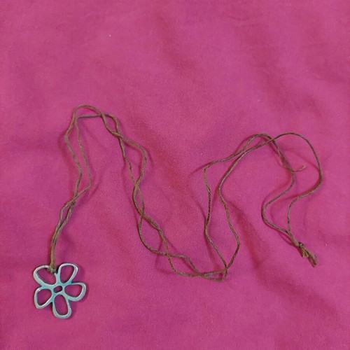 Long necklace used with flower shape brown and silver