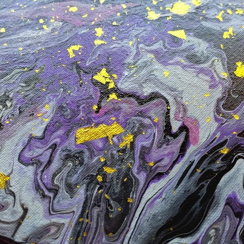 Round canvas painting, fluid art with acrylic and gold leaf