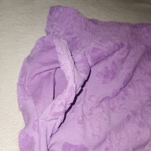 H&M shorts like new, size M fitting L, purple