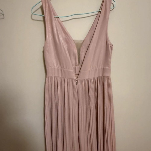 Lynne cocktail dress pink metallic like new