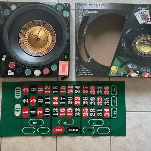 Roulette and Black Jack board game used, complete set
