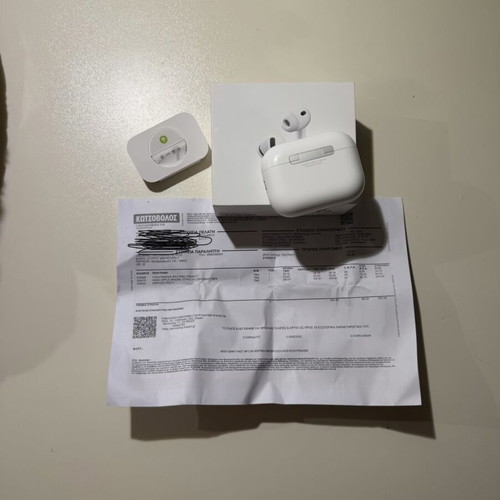Apple AirPods Pro In-ear white with protective case like new