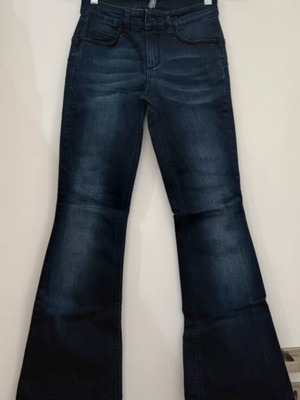 Liu Jo Women's Flared Jeans like new with back rhinestone, missing front button XXS