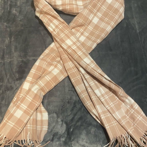 Scarf made of very soft wool fabric like new, white and beige