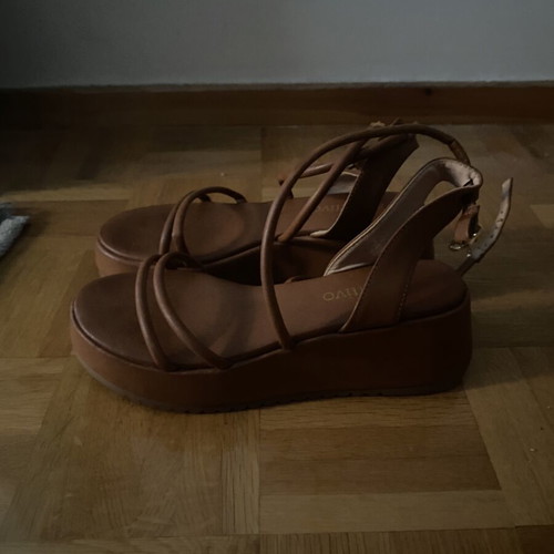 Attrattivo brown sandals like new, size 36