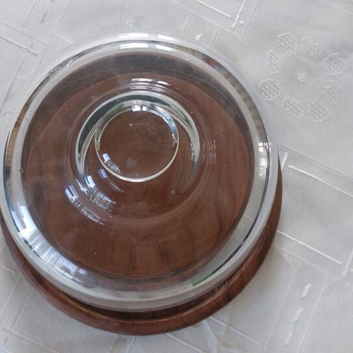 Cheese dish like new with wooden base and glass lid