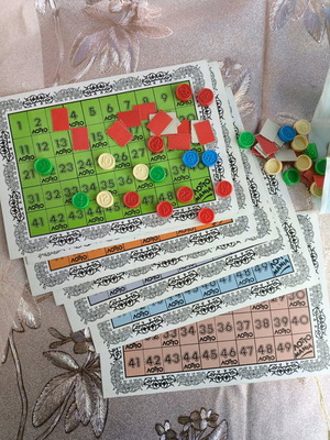 Παιχνίδι Λοττο σαν καινούργιο με 6 κάρτες και κόκκινα χαρτάκια