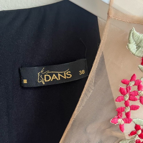 Modissimo dress slim fit like new, black with embroidery